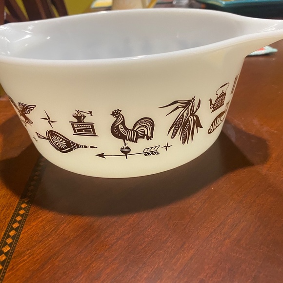 Pyrex early American bowl - Picture 4 of 4